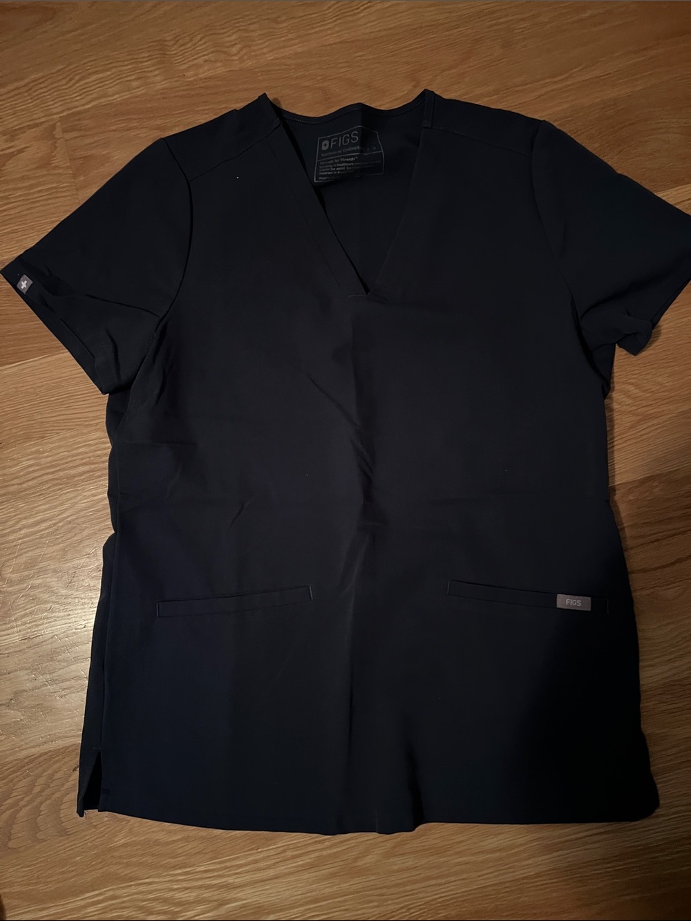 Figs Women’s Dark Harbor V-Neck Scrub Top